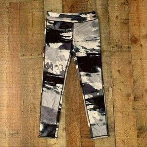 Zella girls size large 10/12 black white gray tie dye leggings